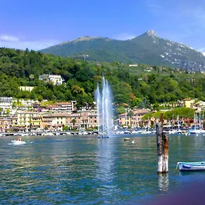 https://hotel-lorena-toscolano-maderno.it-lombardy.com